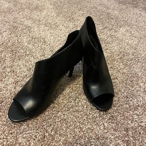 Calvin Klein Black Pumps